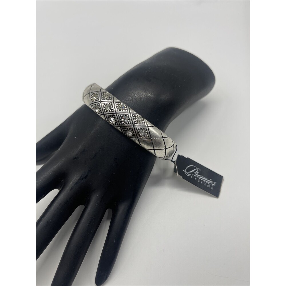 Premier Designs The Right Tuft Clamper Bangle Bracelet New